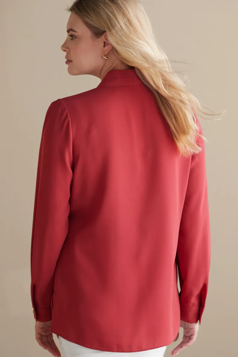 Blusa Akira - Tejido Delicado y Estilo Versátil ¡Prendas que Enamoran!
