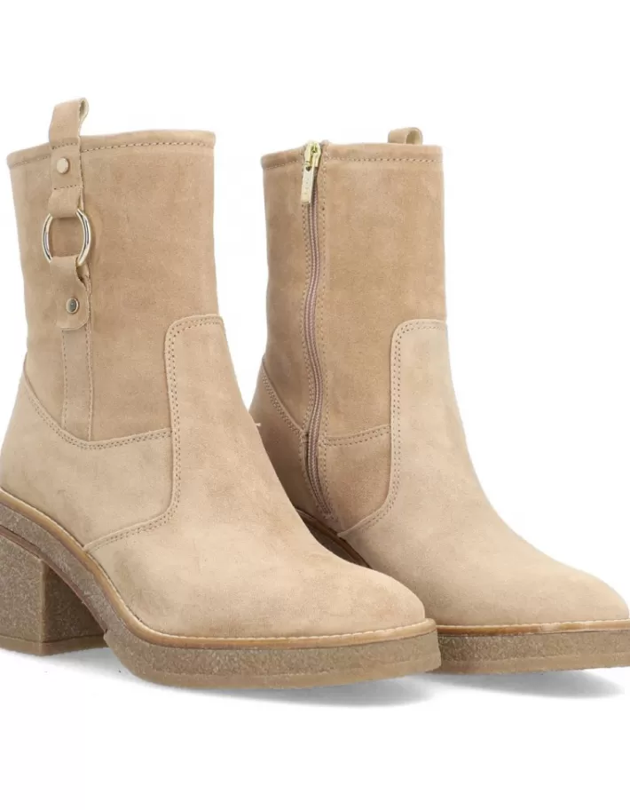 Botines Elegantes Alpe Janis para Mujer - Estilo Urbano con Detalles en Cuero