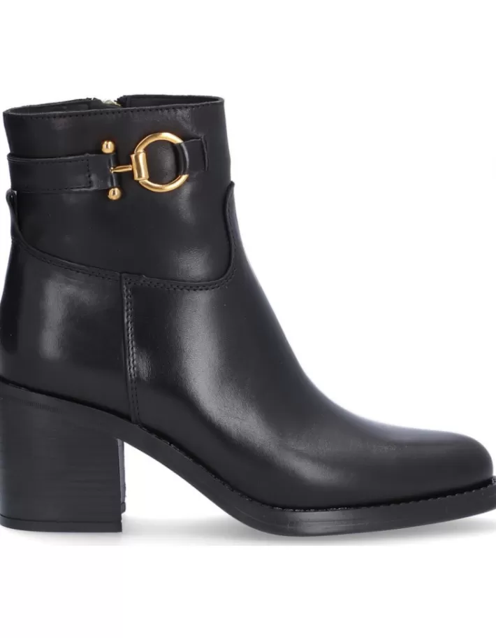 Botines de Mujer Alpe Leyna - Calzado de Cuero con Diseño Acolchado para Invierno 2024  
Botines Alpe Leyna para Mujer: Estilo Moderno y Plantilla Suave para Caminatas Cómodas en Temporada Fría