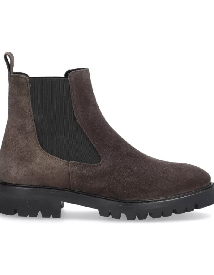 Botas Tácticas Alpe Militar para Mujer - Calzado Resistente con Estilo Militar Moderno  

Botas de Montaña Alpe Militar Mujer - Diseño Robusto para Aventura Urbana y Outdoor  

Botas Tácticas de Cuero para Mujer - Colección Alpe Militar | Combina Estilo y Durabilidad  

Alpe Militar - Botas Femenína de Trabajo con Suela Antideslizante y Diseño Ergonómico  

Botas Alpe Militar Mujer - Calzado Táctico Impermeable para Actividades al Aire Libre