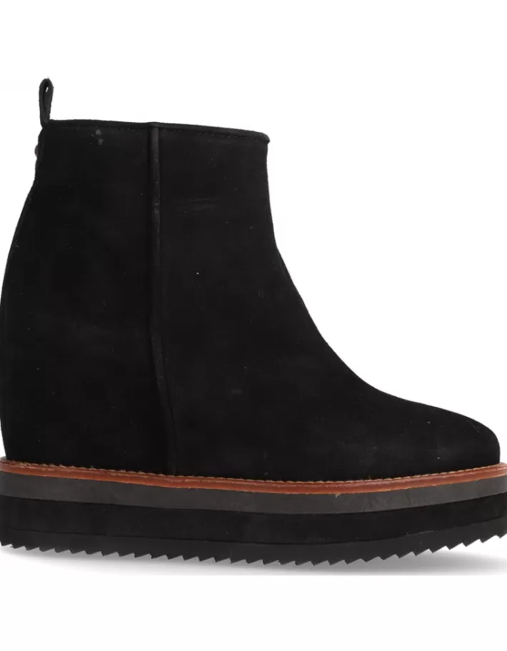 Botines Alpe Vanity para Mujer - Estilo Urbano con Detalles Únicos