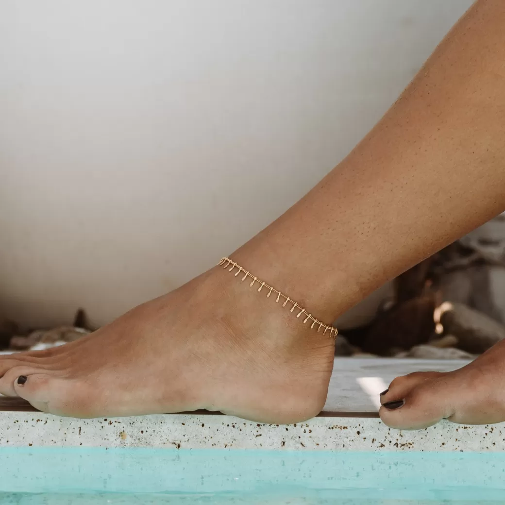 Tobillera Antigua de Atolea - Oferta Especial en Joyería Única. ¡No Te Pierdas Esta Edición Limitada con Estilo Artesanal!