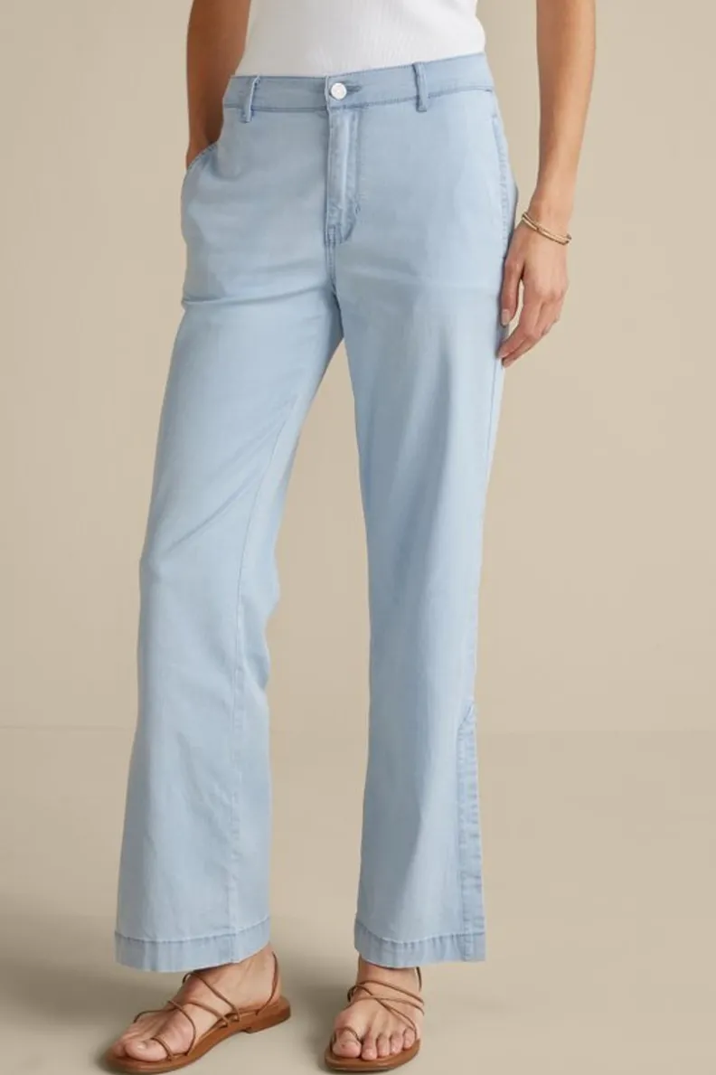 Pantalones Arcadia de Corte Amplio - Entorno Suave con Detalles en Costura Fluyente