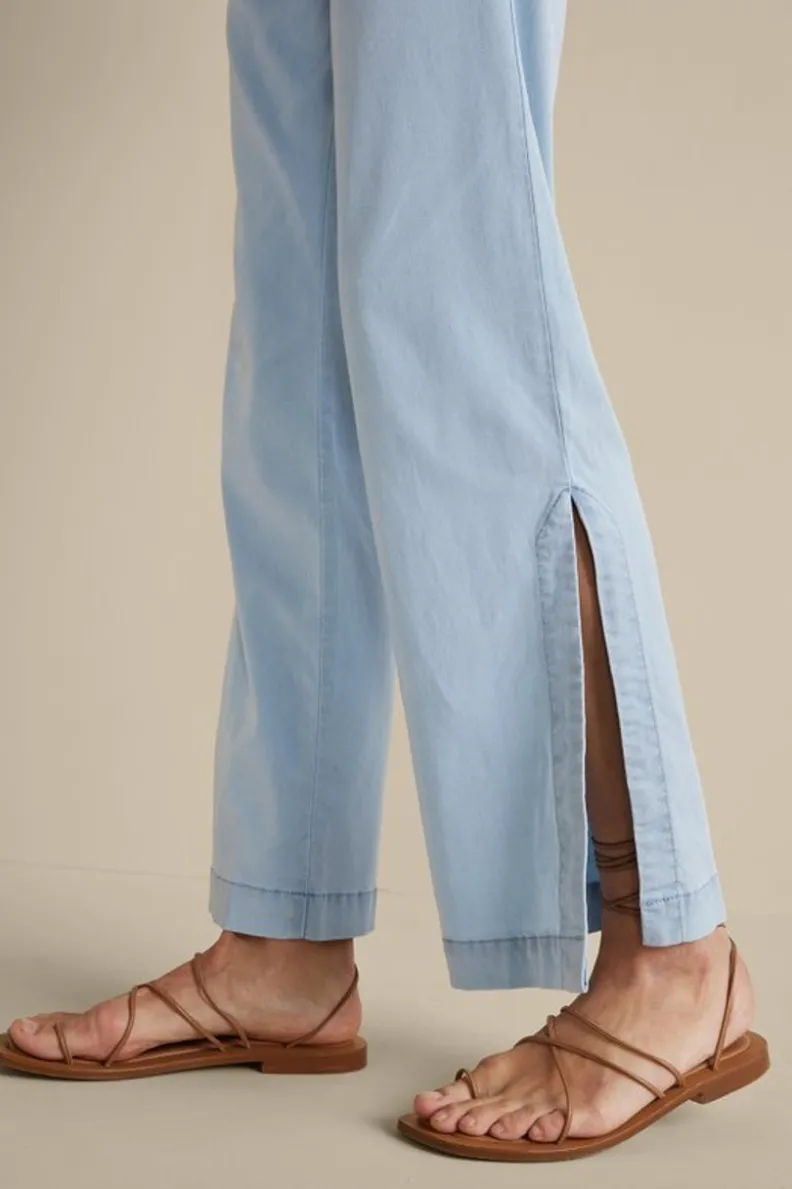 Pantalones Arcadia de Corte Amplio - Entorno Suave con Detalles en Costura Fluyente