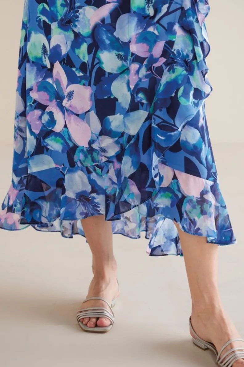Vestido largo Ashlyn de Soft Surroundings - Estampado floral en tonos violetas y malva con detalles elegantes
