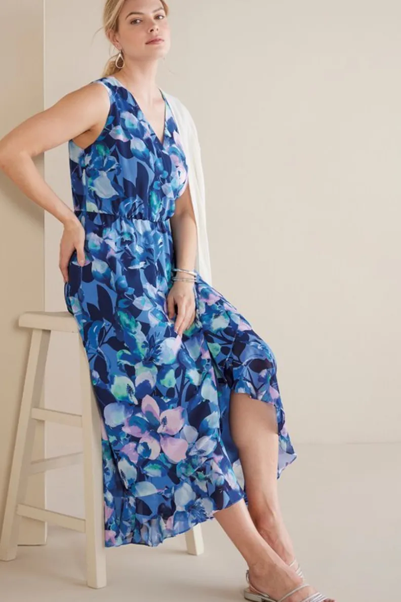 Vestido largo Ashlyn de Soft Surroundings - Estampado floral en tonos violetas y malva con detalles elegantes