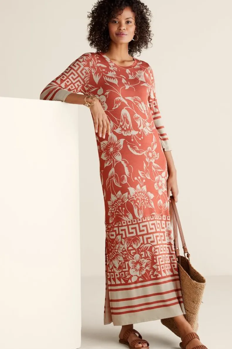 Vestido Asteria Coral con Estampado Floral Vibrante - Colección Primavera de Soft Surroundings