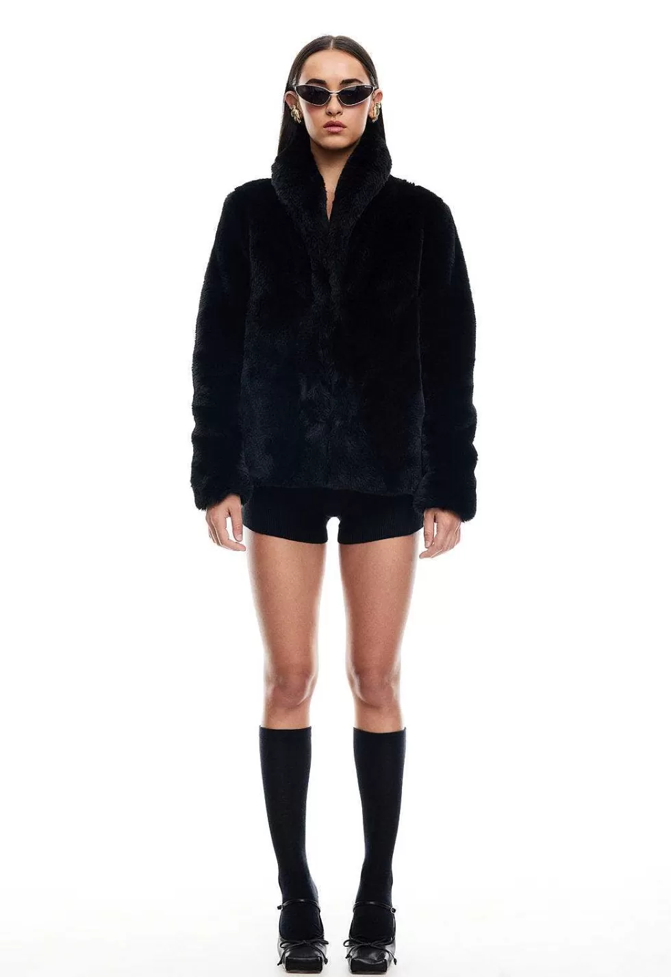 ¡Aprovecha Ahora! Abrigo Lioness Bada Bing en Peluche Ecológico - ¡Precio Imperdible!