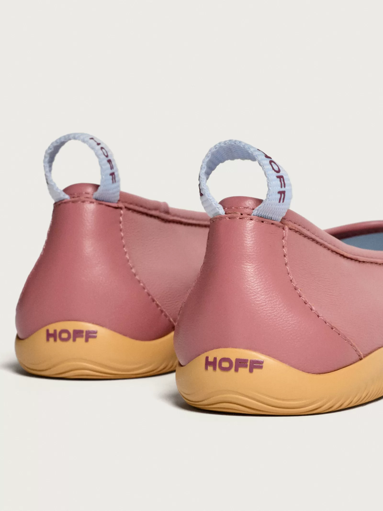 Balletinas Planas HOFF Garnier - Zapatos Cómodos para Mujer en Burdeos 

(Estilo casual, plantilla suave, diseño clásico con detalles en contraste - Calzado ligero para el día a día)