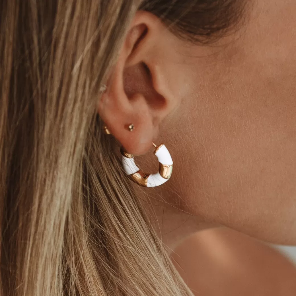 Colección Exclusiva: Aros de Bambú Natural + Ofertas Destacadas en Joyería Atolea

Diseños Artesanales: Pendientes Ecológicos + ¡Liquidación Estelar en Colección Atolea!

Trending 2024: Aros Orgánicos de Bambú + Oportunidad Única en Joyas Atolea

¡Imperdible! Pendientes Biodegradables + Descuentos Reales en Colección Verano 2024 de Atolea

Estilo Bohemio: Aros Naturales con Bambú + ¡Gran Rebaja en Joyería Artesanal Atolea!