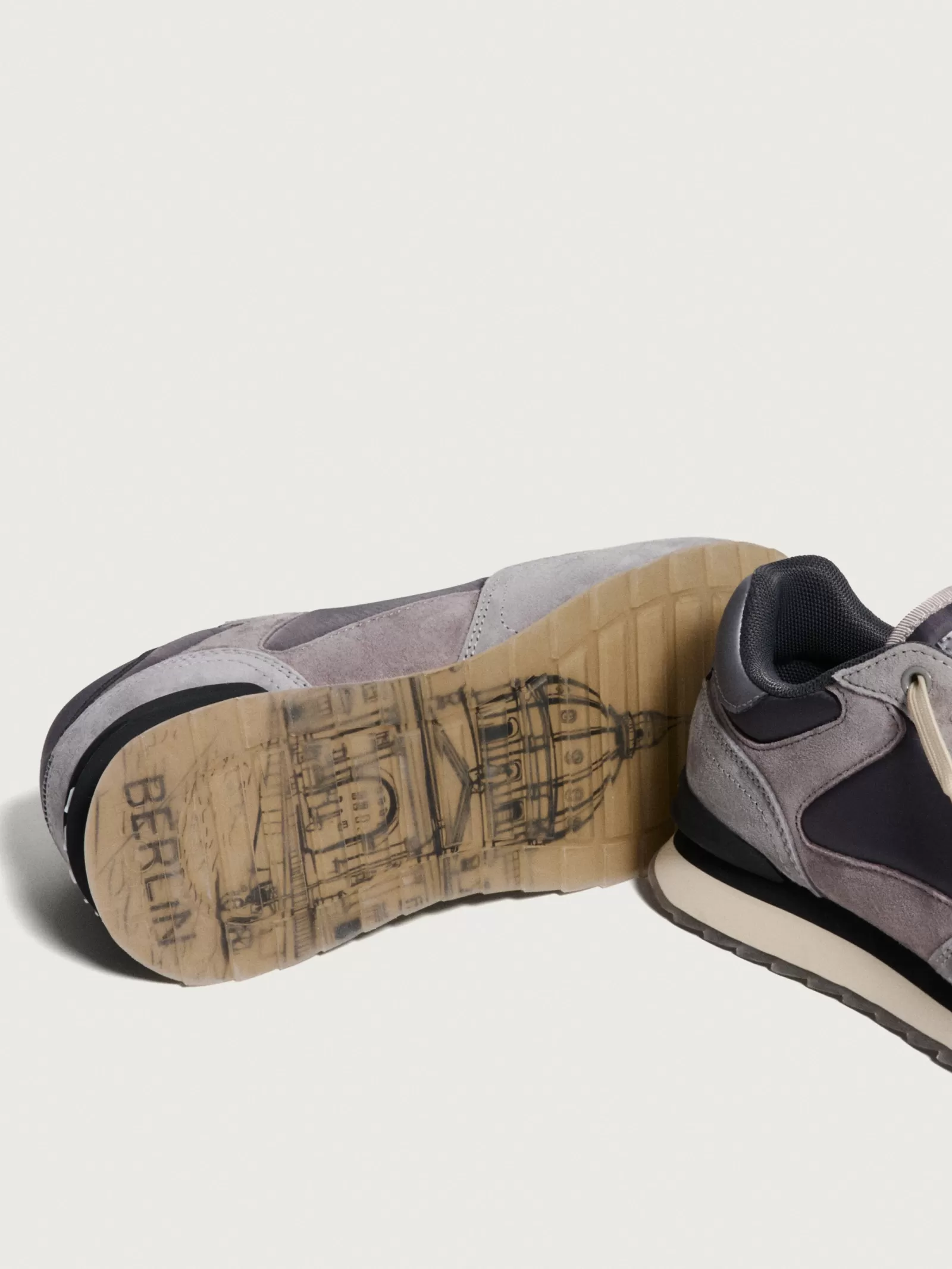 Zapatillas Deportivas HOFF Berlin Mujer - Diseño Ligero y Confortable para Caminatas Urbanas