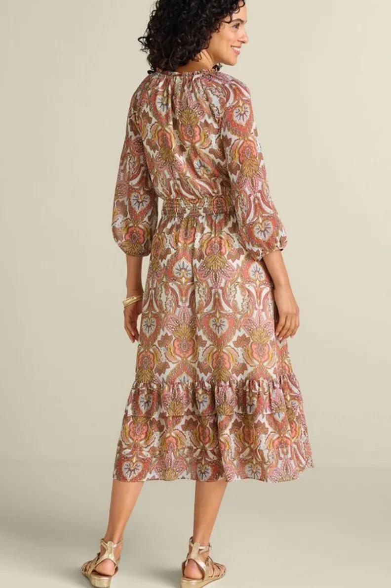 Vestido Midí Betsey de Soft Surroundings | Elegancia con Bufanda Global en Tono Crema Coral