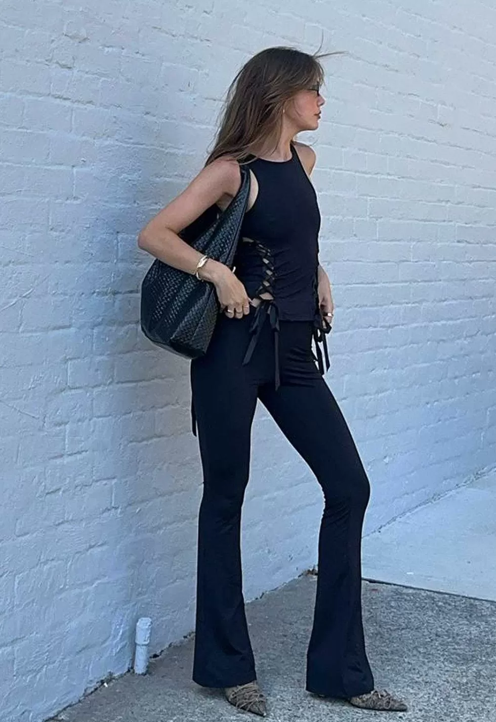 ¡Oferta Exclusiva! Pantalones Lioness Bisous - Estilo Único con Toque Seductor | Comodidad Premium en Rebaja Limitada