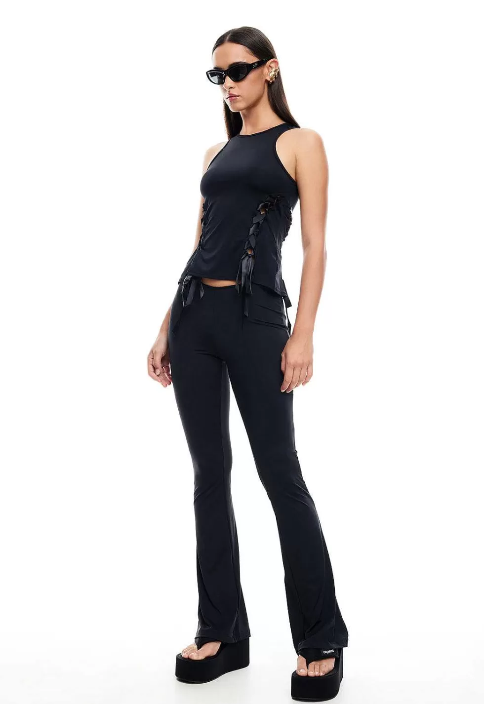 ¡Oferta Exclusiva! Pantalones Lioness Bisous - Estilo Único con Toque Seductor | Comodidad Premium en Rebaja Limitada