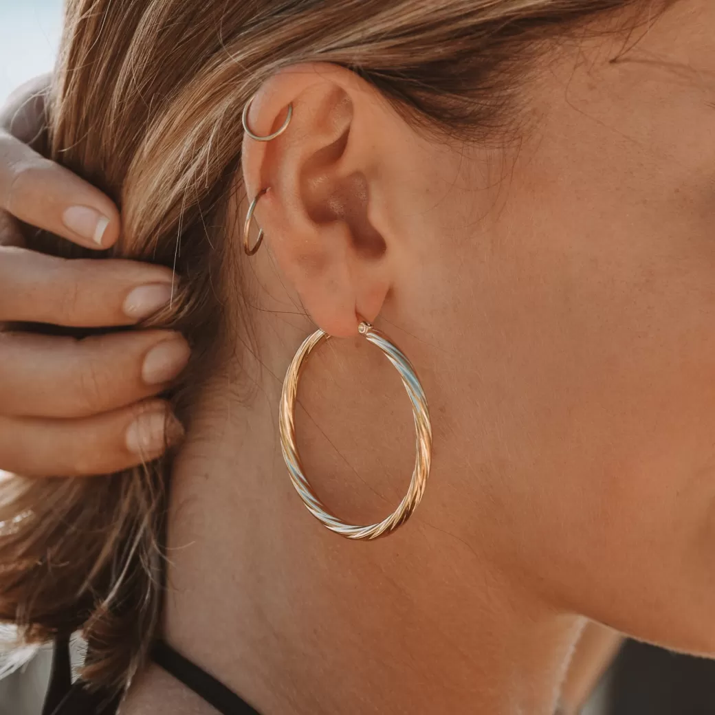 Aros Retorcidos con Estilo Único - Oferta Exclusiva en Joyería Atolea
