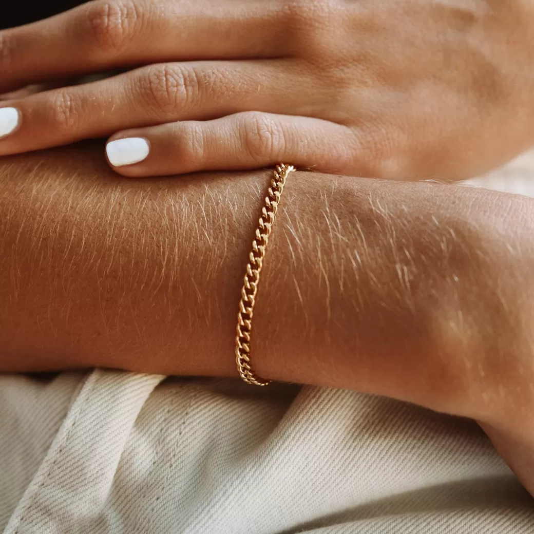 Atolea Joyería | Pulsera Bonifacio en Plata - Elegancia Costera en Cada Detalle
