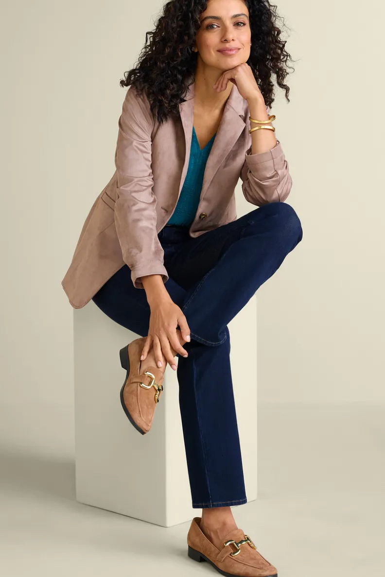 Chaqueta Breck en Piel Ecológica Tono Piedra - Diseño Versátil para Mujer | Abrigos y Blazers Soft Surroundings