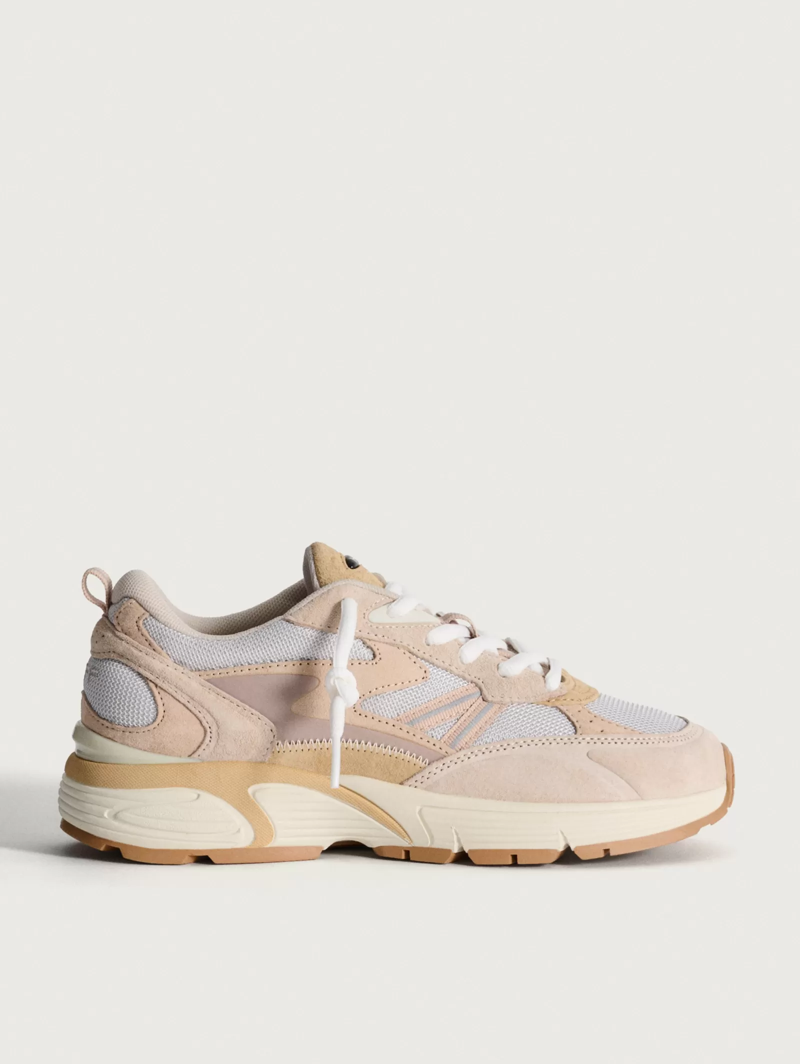 Zapatillas HOFF Mujer: Estilo Californiano con Toque Urbano - Comodidad para el Día a Día