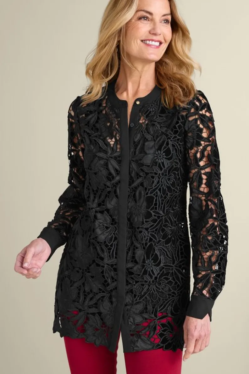Tops Soft Surroundings: Túnica Candace en Terciopelo con Encaje Negro - Elegancia Casual con Detalles Artesanales