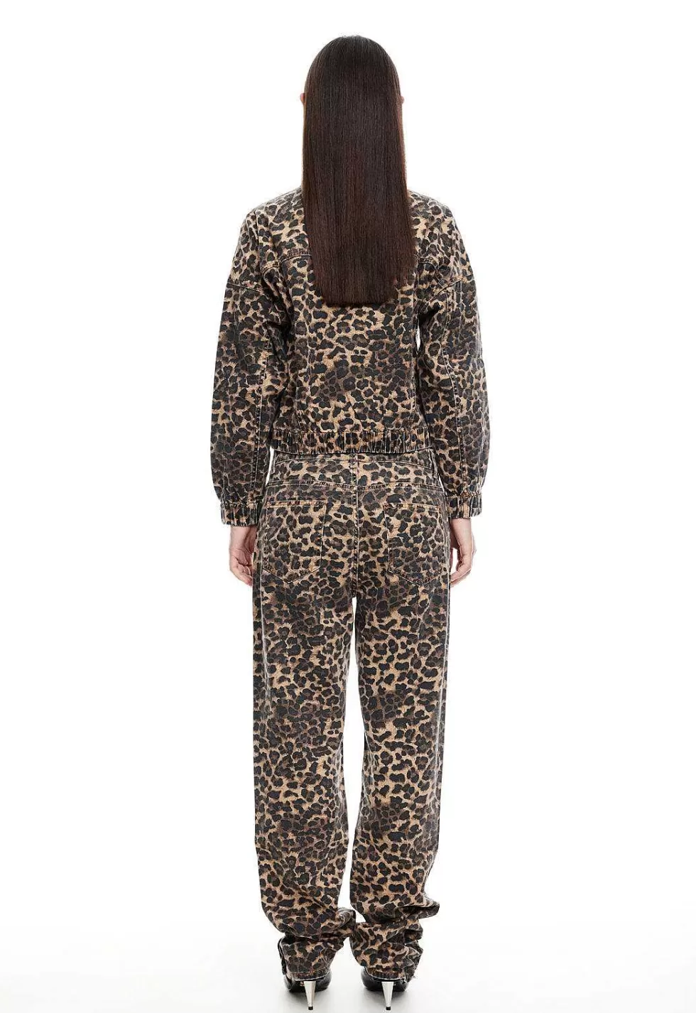 ¡Chaqueta Lioness Carmela en Oferta Limitada! Aprovecha el Estilo Único con Descuento Exclusivo