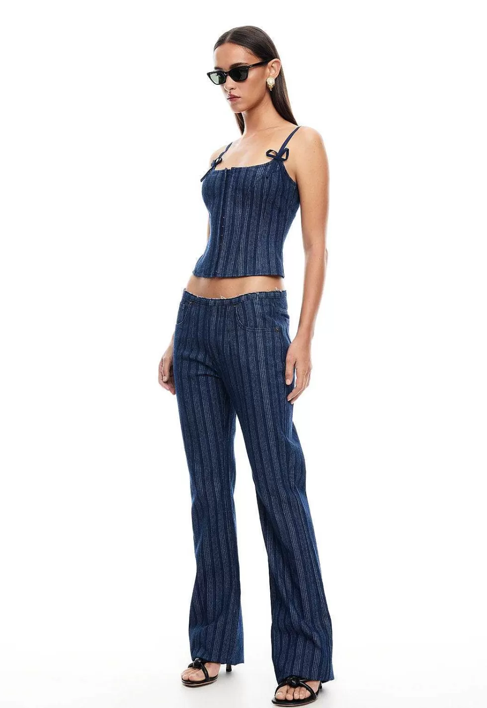 ¡Oferta Exclusiva! Corsé Leona en Denim con Aura Carismática - ¡Edición Limitada!