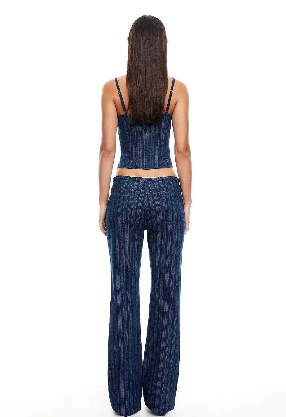 ¡Corsé Ajustado de Mezclilla Leona - Estilo Poderoso en Oferta Limitada!