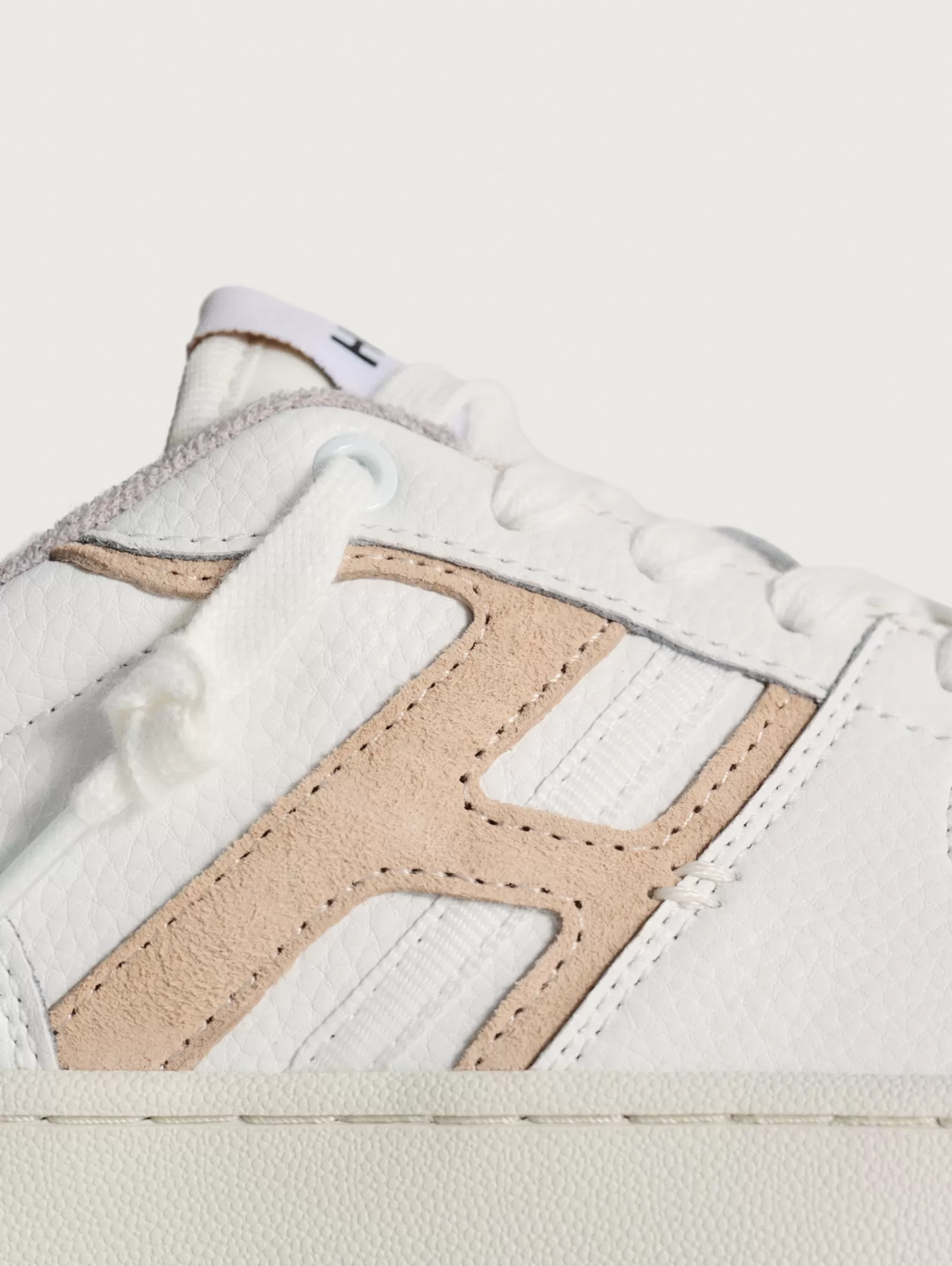 HOFF Covent-Garden - Zapatillas Deportivas para Mujer con Estilo Urbano