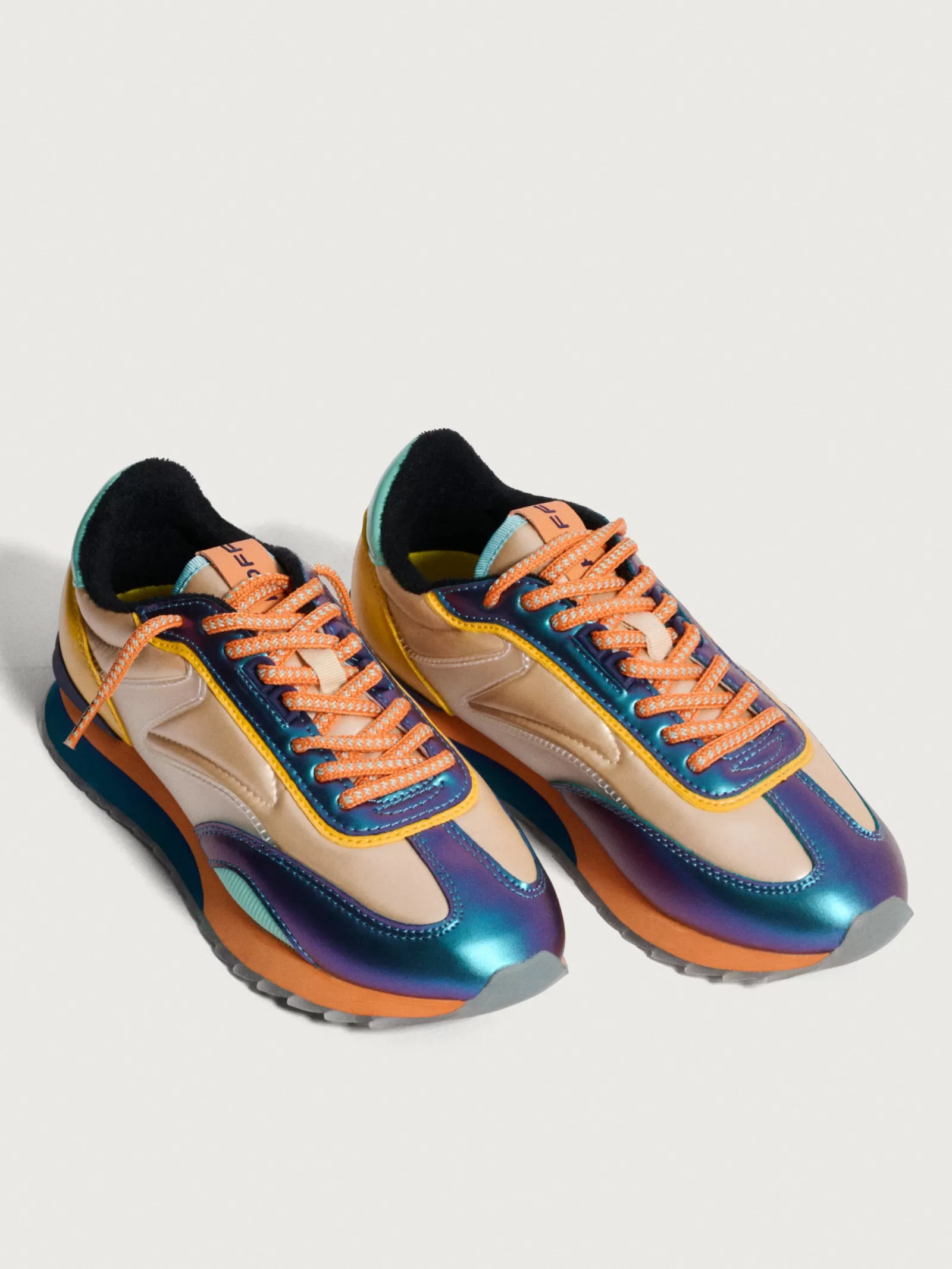 Zapatillas Deportivas HOFF DAHLIA Dahlia para Mujer - Ligeras, Estilo Urbano, Colección 2024 | Comodidad Duradera + Tendencia Casual