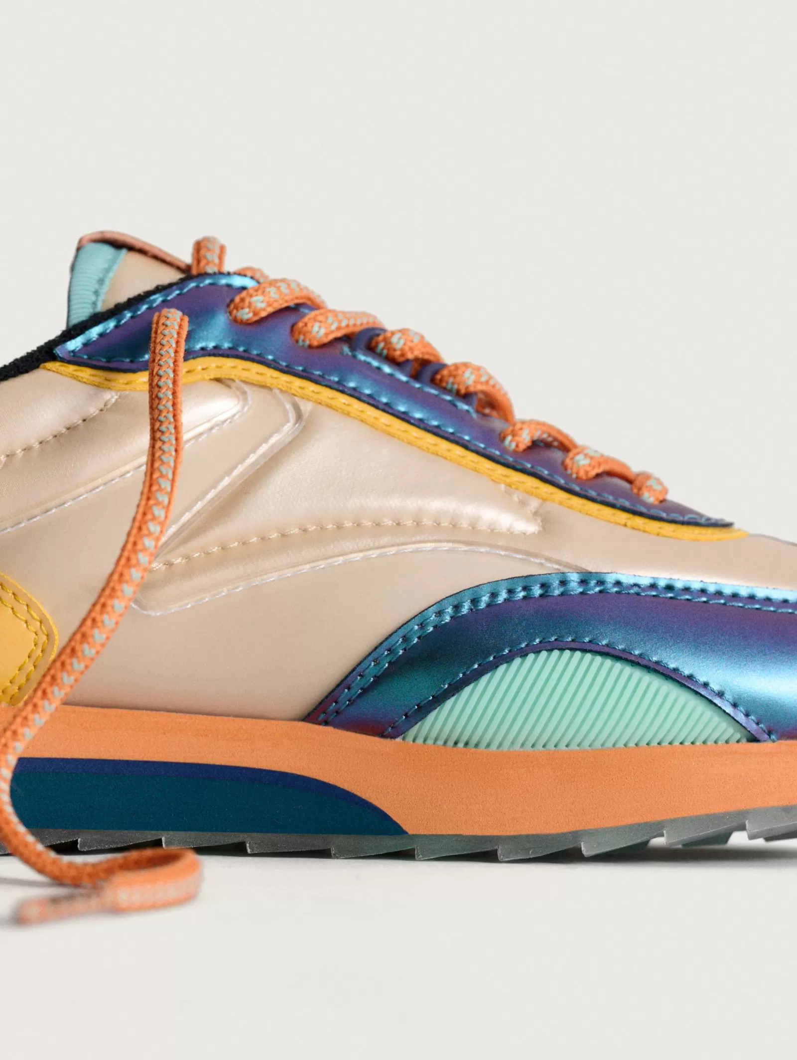 Zapatillas Deportivas HOFF DAHLIA Dahlia para Mujer - Ligeras, Estilo Urbano, Colección 2024 | Comodidad Duradera + Tendencia Casual