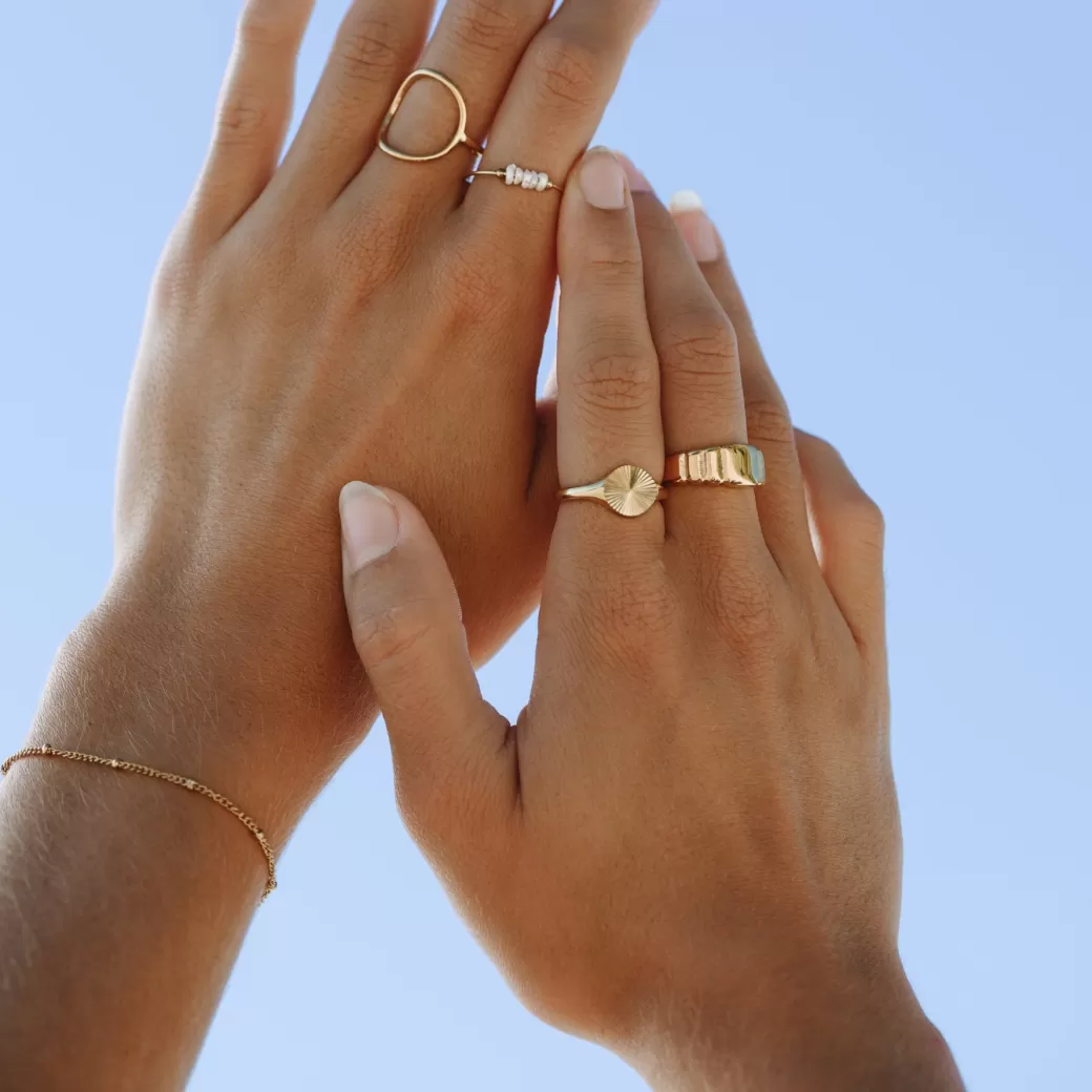 Pulsera Delicada de Cuentas Brillantes | Colección Exclusiva Atolea - Joyería Artesanal con Detalles Únicos