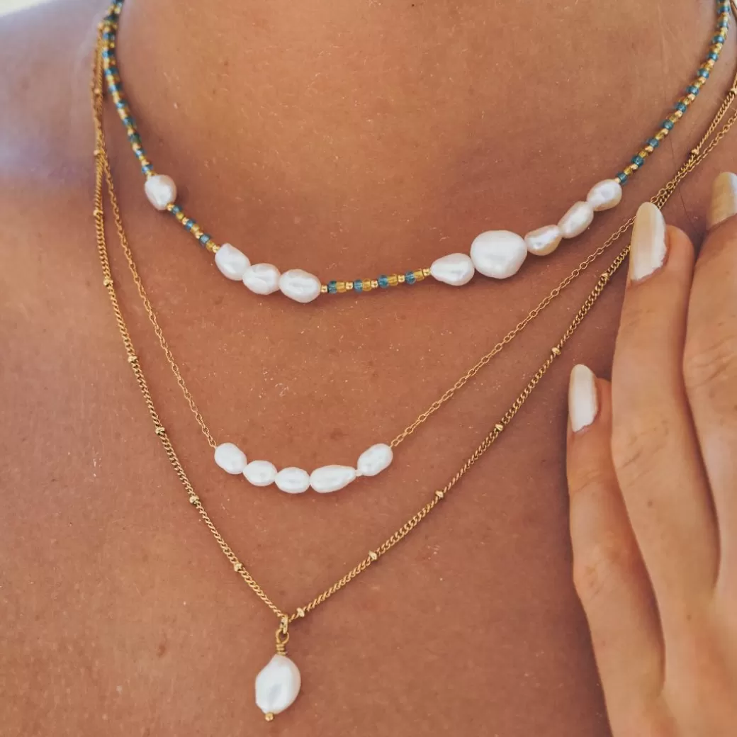 Collar de Perlas Naturales con Toque Sofisticado - Joyería Atolea