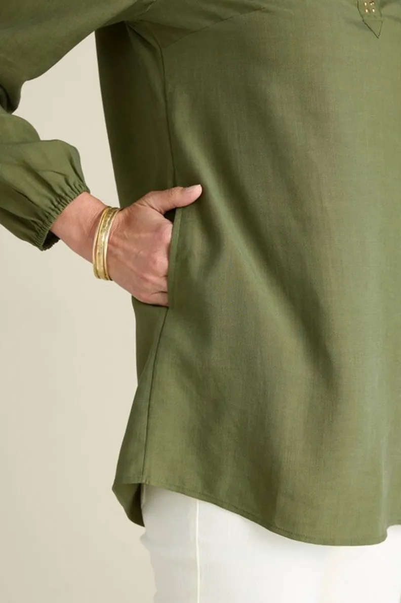 Blusa Tunica de Tencel Delaine™ en Verde Loden - Corte Relajado y Suave Textura por Soft Surroundings