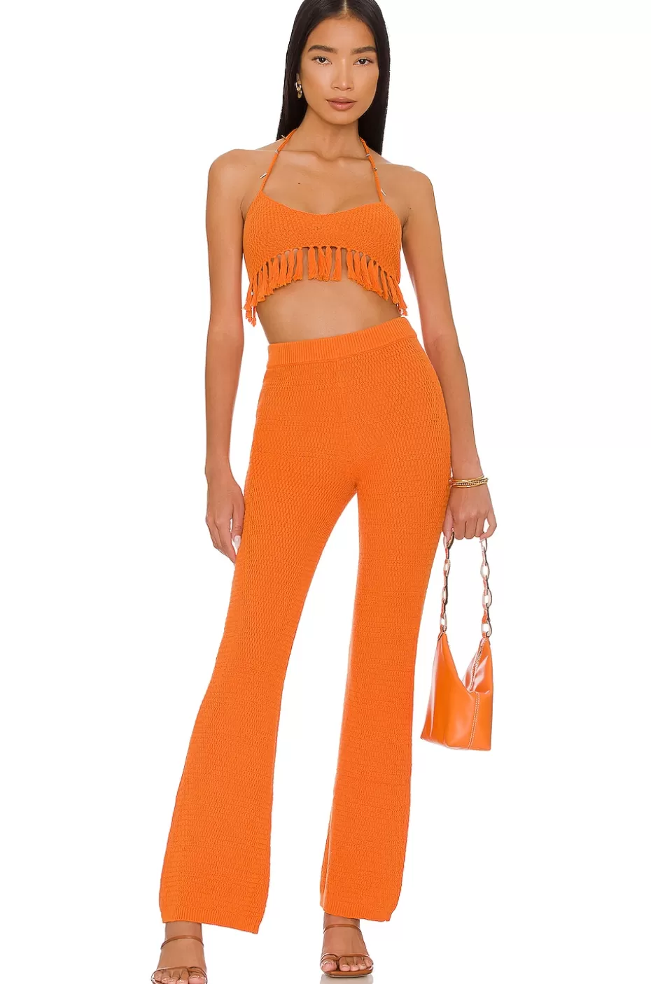 Descubre el Top Corto Devitta con Flecos - Estilo Boho y Detalles Únicos de Lovers + Friends