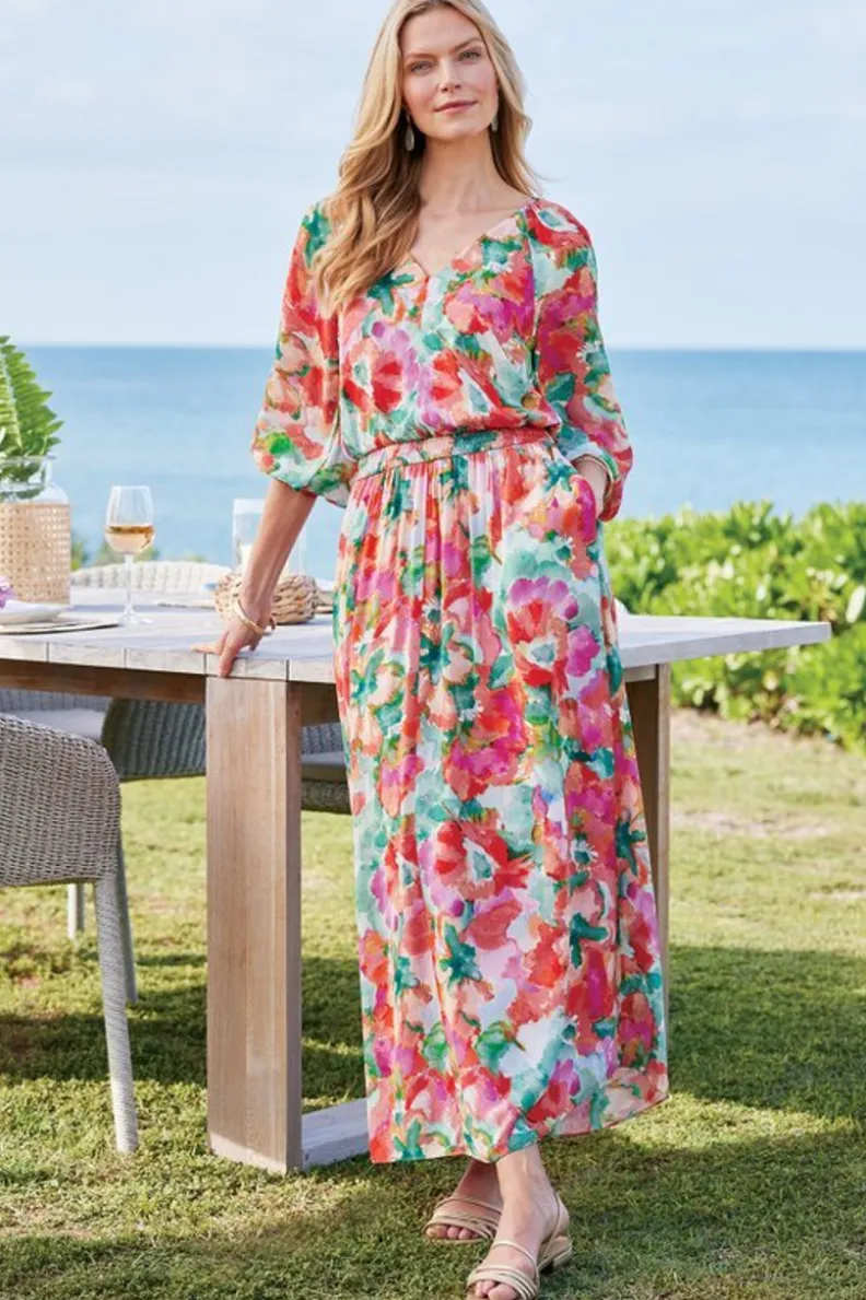 Vestido Largo Evalina con Estampado Tropical - Elegancia Casual de Soft Surroundings | Combina Frescura y Movilidad en Diseño Maxi