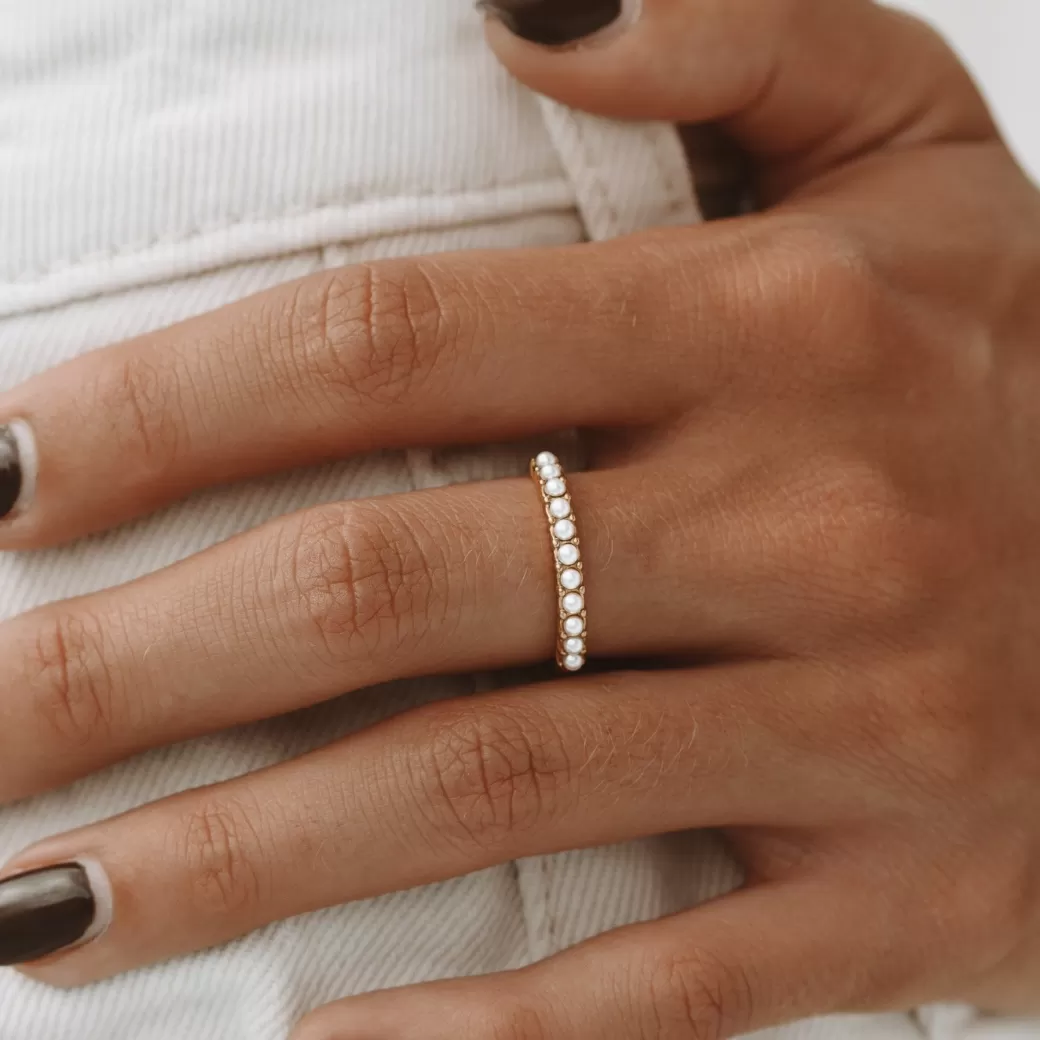 Anillo de Perlas para Uso Diario - Elegancia Atemporal de Joyería Atolea
