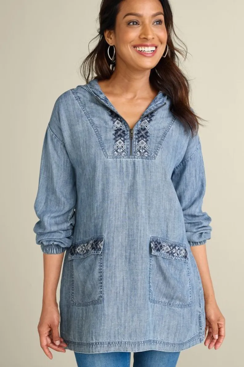 Sudadera Evie de Tencel con bordados artesanales - Azul lavado suave de Soft Surroundings