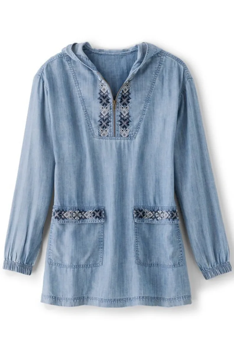 Sudadera Evie de Tencel con bordados artesanales - Azul lavado suave de Soft Surroundings