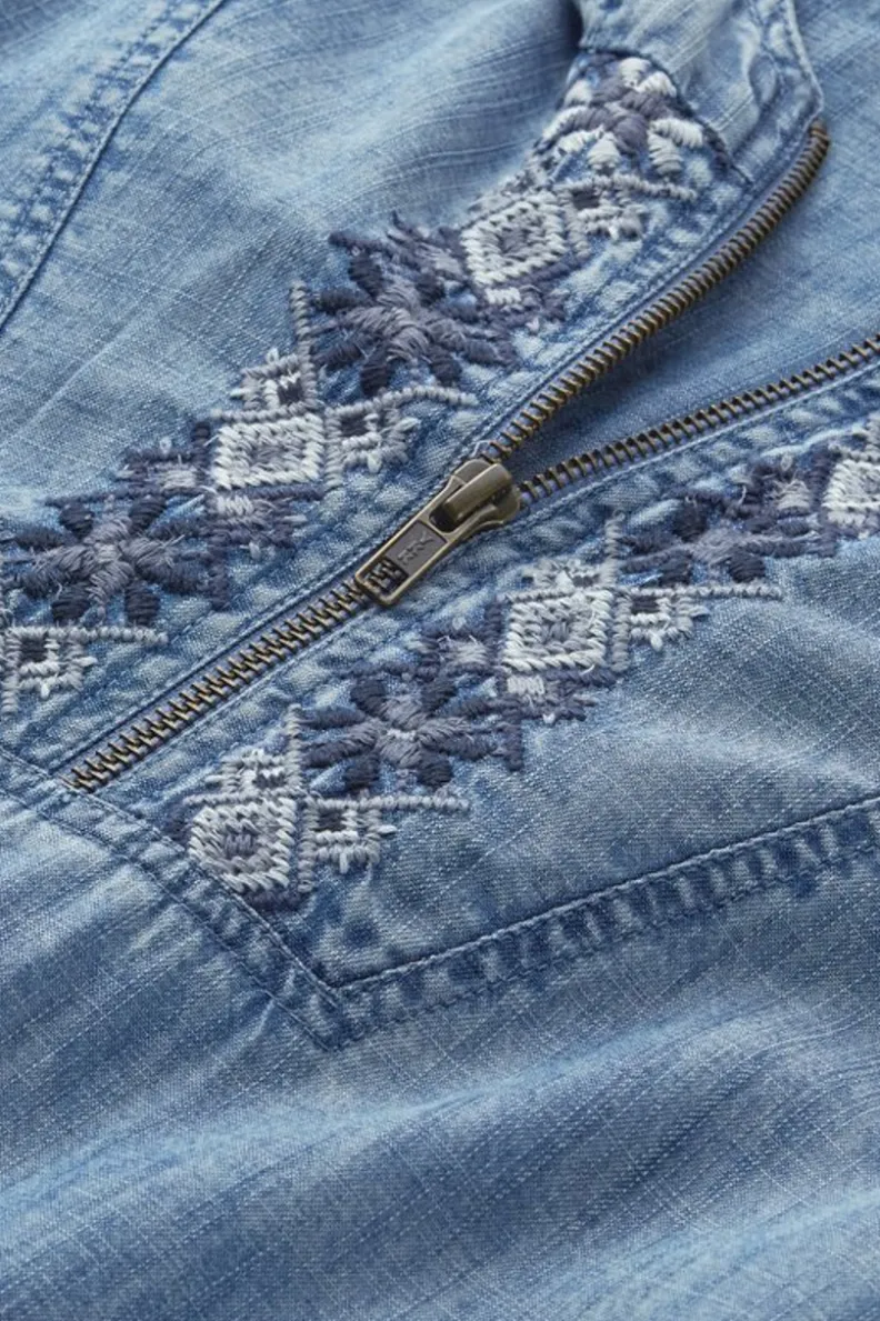 Sudadera Evie de Tencel con bordados artesanales - Azul lavado suave de Soft Surroundings