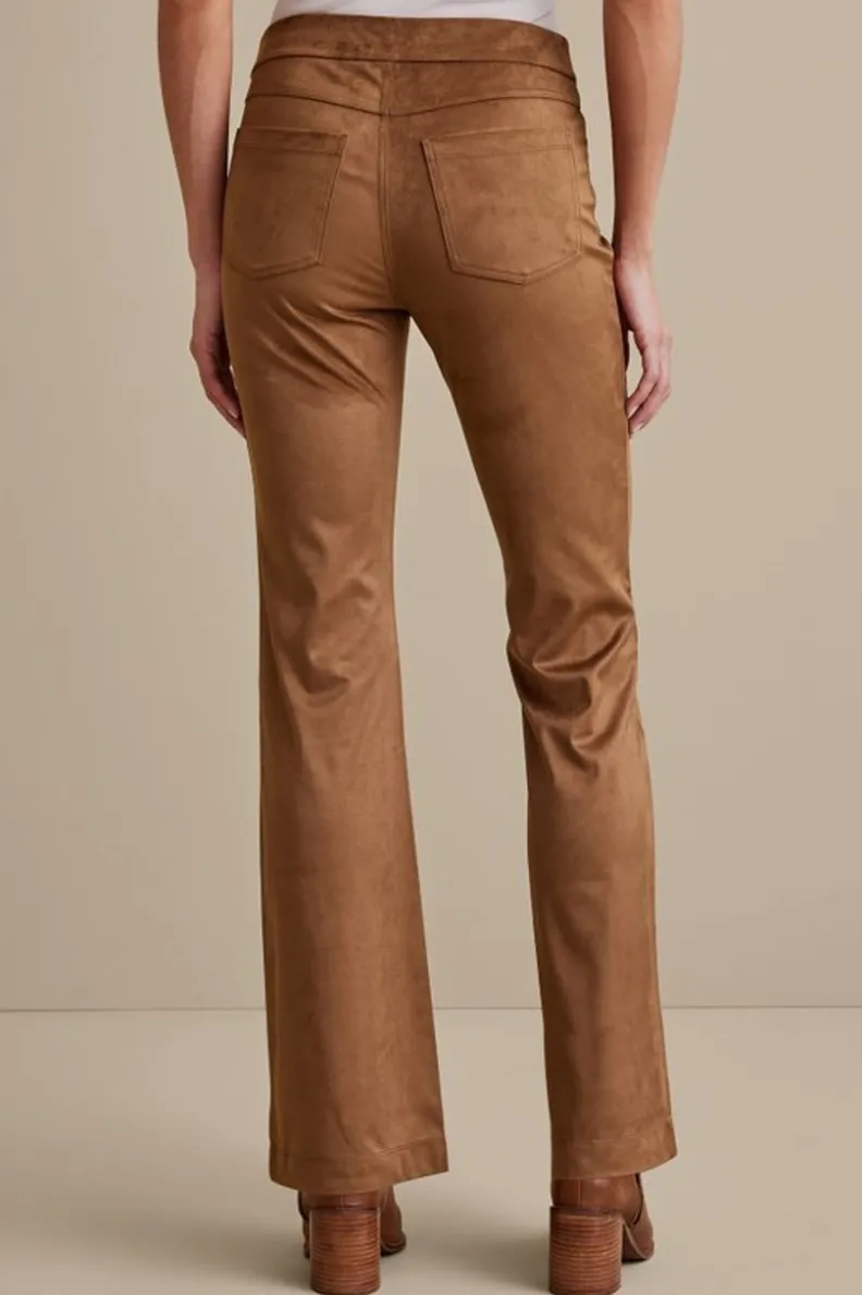 Pantalones Sofisticados de Piel Sintética - Corte Botero con Detalles Acogedores by Soft Surroundings