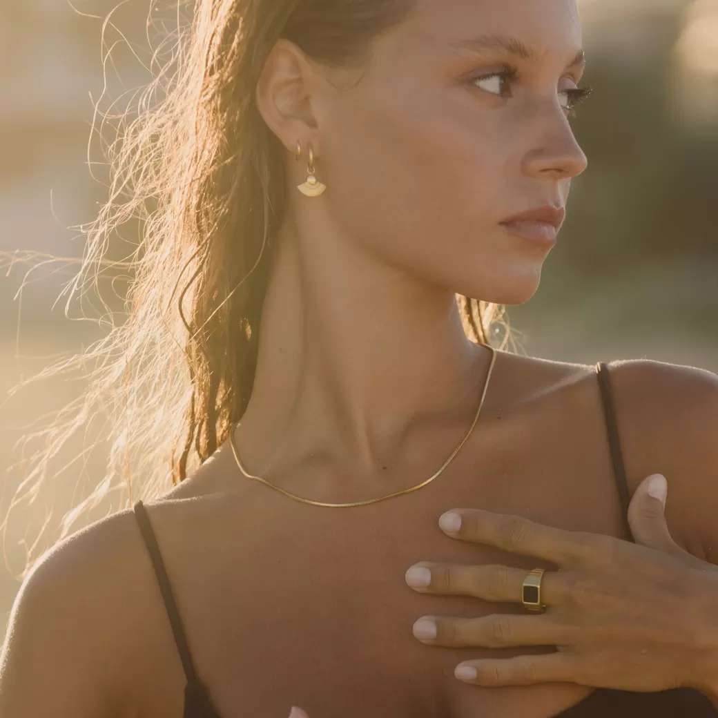 Gargantilla Elegante Atolea - Joyería Fina con Detalles Únicos y Precio Accesible