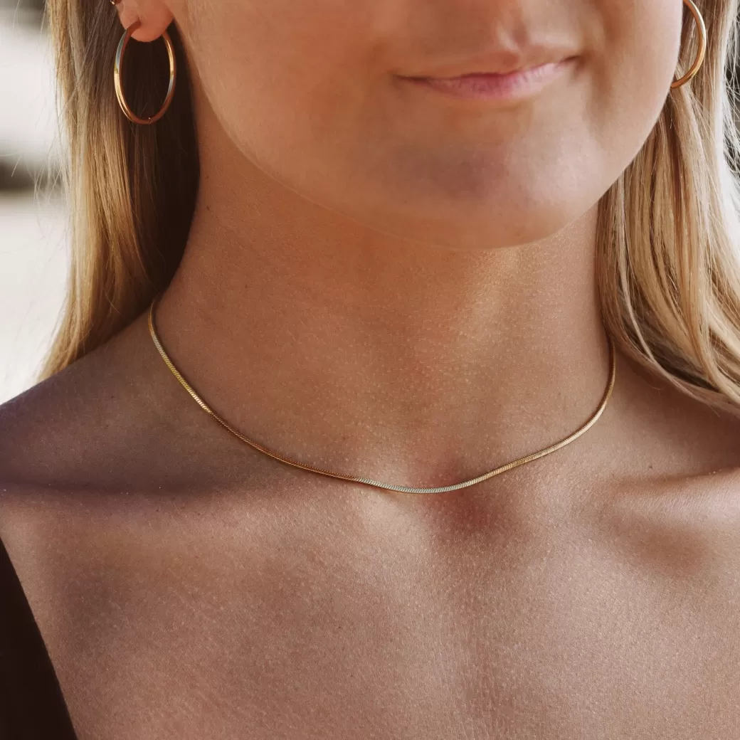 Gargantilla Elegante Atolea - Joyería Fina con Detalles Únicos y Precio Accesible