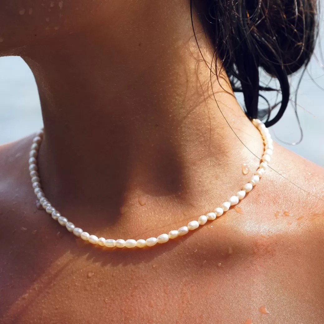 Collar Elegante de Perlas de Río - Diseño Exclusivo por Joyería Atolea