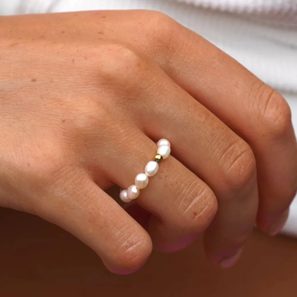 Anillo Elegante de Perla Natural - Joyería Atolea | Regalo Único con Detalles Artesanales | Colección Exclusiva de Accesorios en Plata Sterling | Descubre en nuestra joyería la magia de las perlas cultivadas