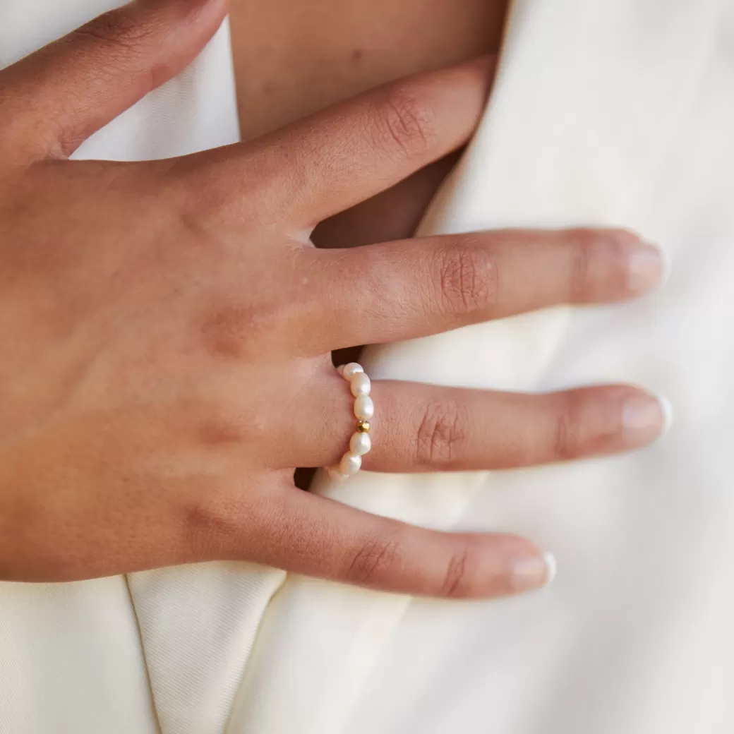 Anillo Elegante de Perla Natural - Joyería Atolea | Regalo Único con Detalles Artesanales | Colección Exclusiva de Accesorios en Plata Sterling | Descubre en nuestra joyería la magia de las perlas cultivadas