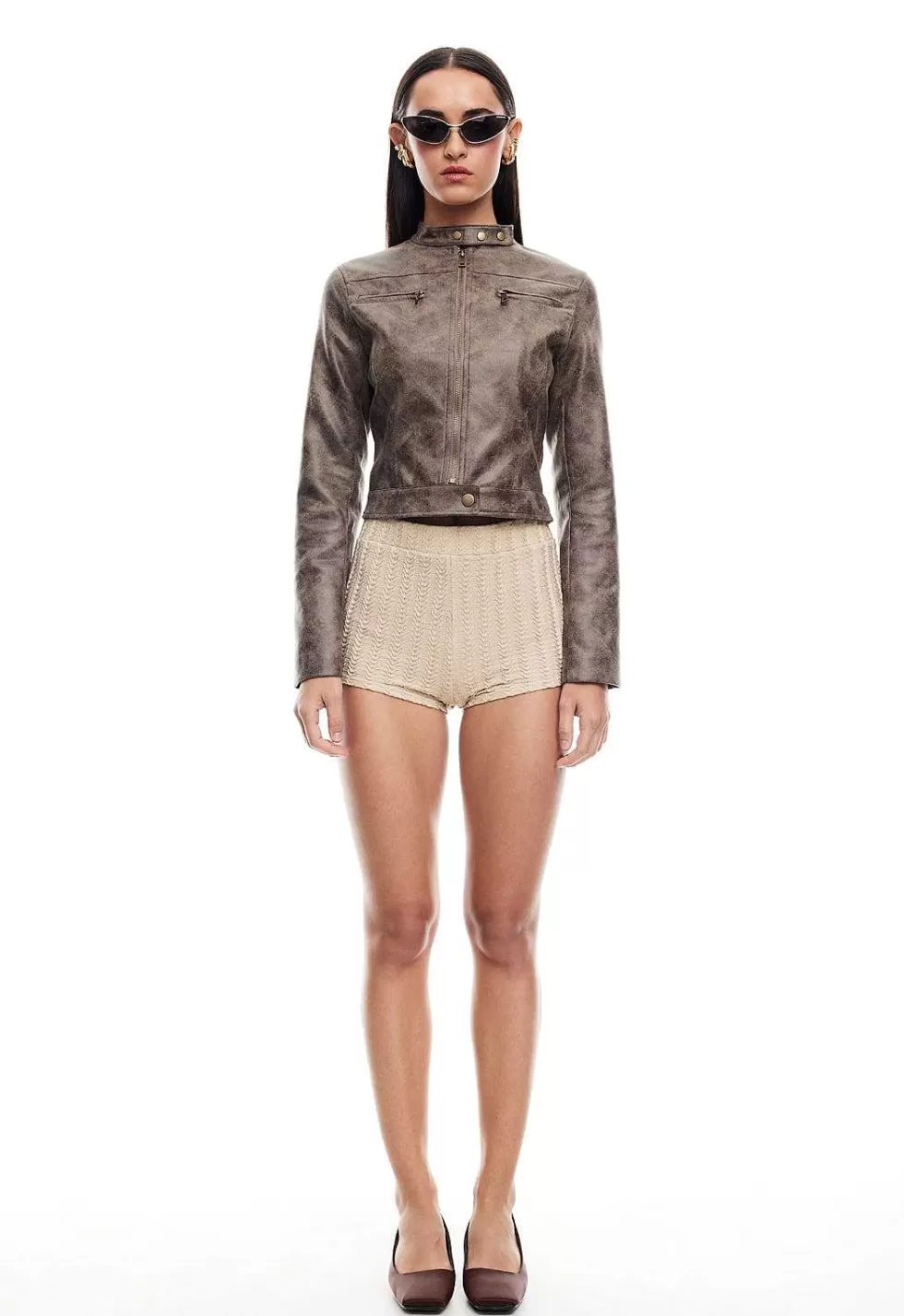 ¡Oferta Relámpago! Shorts Cortos Dorados Lioness - Colección Limitada Mini