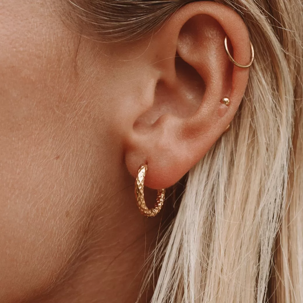 Aretes de Aro Martillados Artesanales - Joyería Atolea Edición Especial