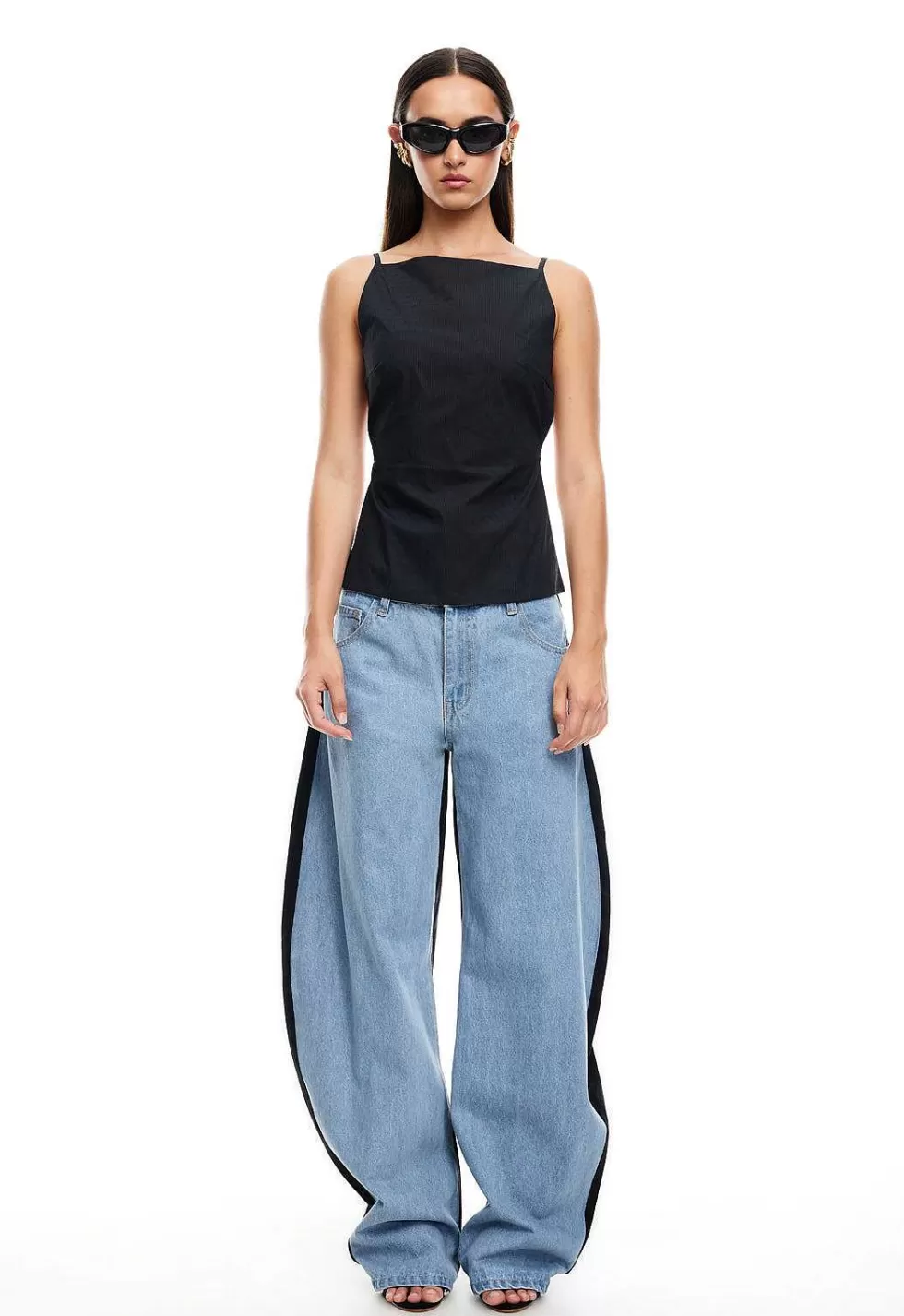 Vaqueros Leona Herradura - Estilo Único en Denim Boutique Exclusiva