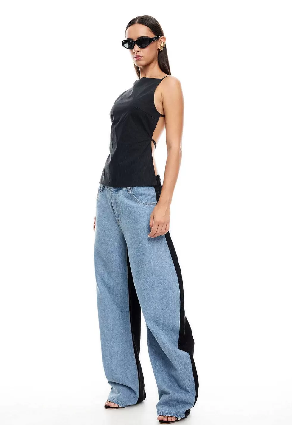 Vaqueros Leona Herradura - Estilo Único en Denim Boutique Exclusiva