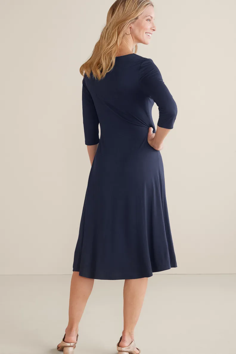 Vestido Hyannis de Soft Surroundings - Elegancia Casual en Tejidos Suaves

Vestido Casual Hyannis por Soft Surroundings - Diseño Cómodo con Detalles en Vuelo

Hyannis: Vestido Ligero de Soft Surroundings para Ocasiones Informales

Vestido Diario Hyannis - Soft Surroundings con Corte Fluyente y Tejido Premium

Hyannis by Soft Surroundings - Vestido Transicional en Algodón Orgánico para Mujer