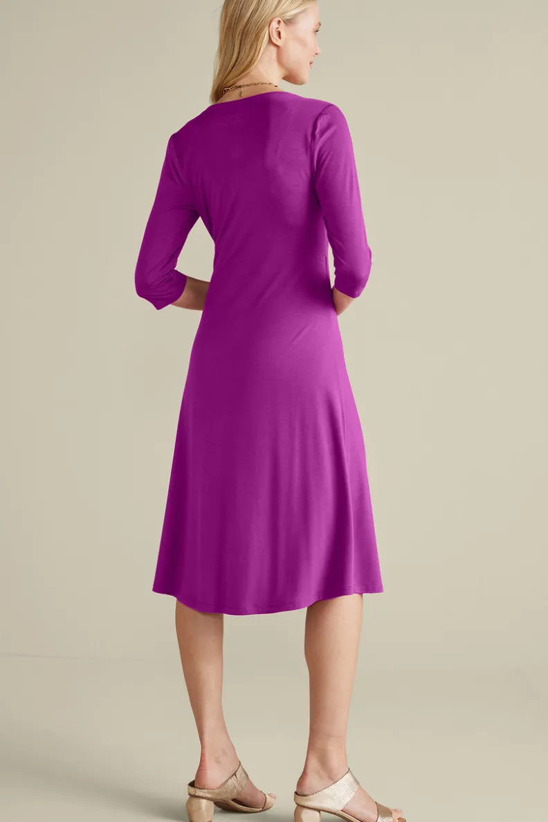 Vestido Hyannis de Soft Surroundings - Elegancia Casual en Tejidos Suaves

Vestido Casual Hyannis por Soft Surroundings - Diseño Cómodo con Detalles en Vuelo

Hyannis: Vestido Ligero de Soft Surroundings para Ocasiones Informales

Vestido Diario Hyannis - Soft Surroundings con Corte Fluyente y Tejido Premium

Hyannis by Soft Surroundings - Vestido Transicional en Algodón Orgánico para Mujer